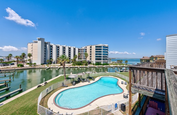 Bay Tree C2