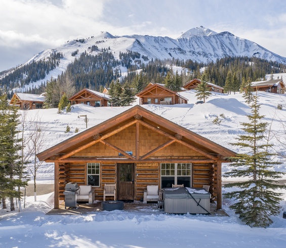 Featured Property Derringer Retreat