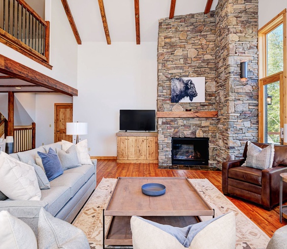 Featured Property Black Eagle Summit