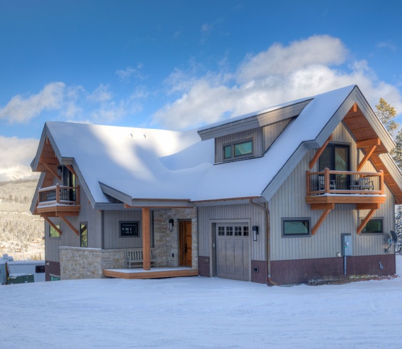 Featured Property Homestead Chalet 5 Claim Jumper