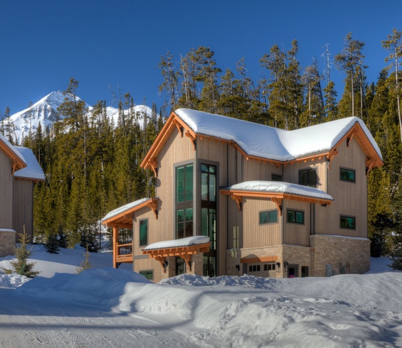 Featured Property Homestead Chalet 8 Claim Jumper