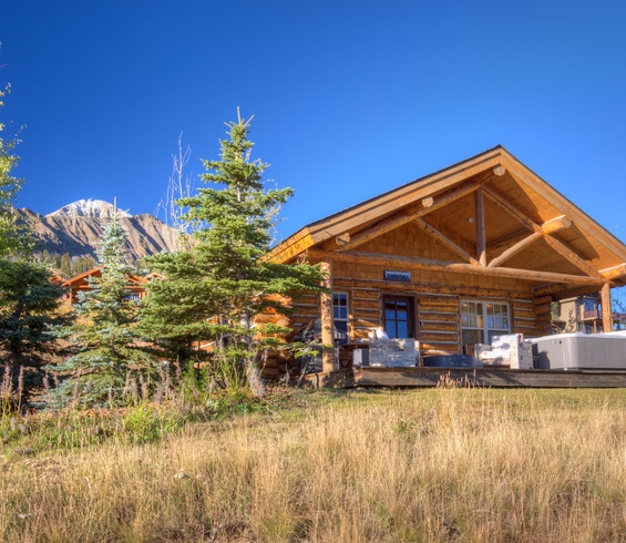 Featured Property Derringer Retreat
