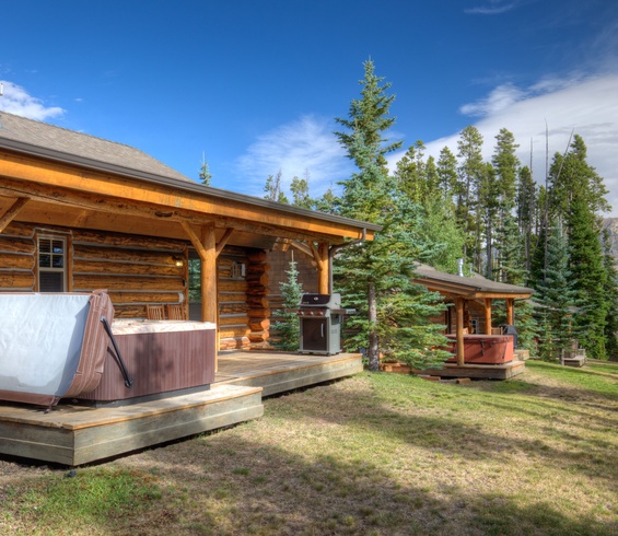 Featured Property Rustic Ridge Hideaway