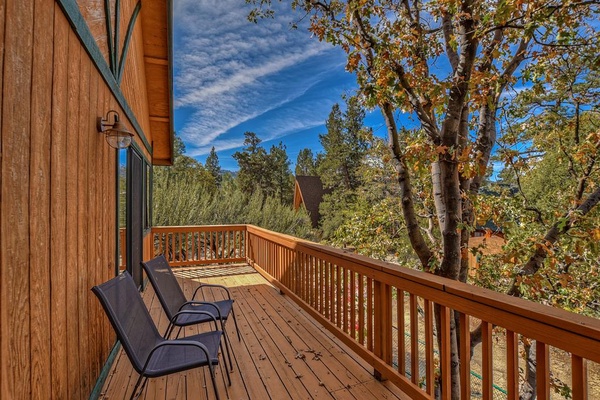 Private Master Balcony Acess with Great View