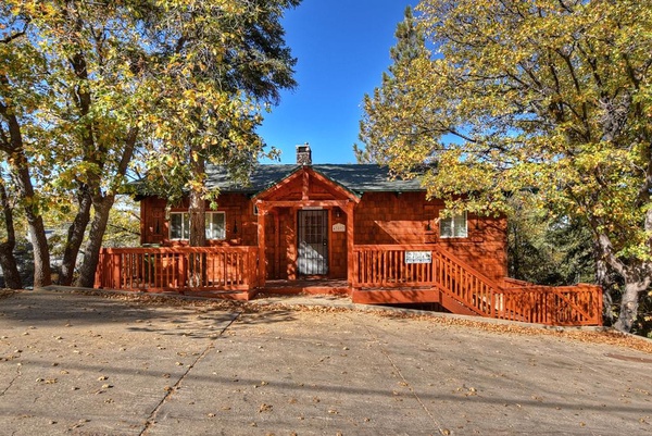 A Lodge Style Mountain Home