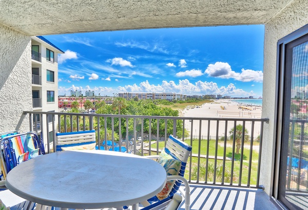 Caprice 306 | Resort Rentals