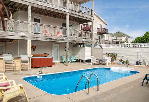 KD37: Weekend at Pinchy's | Village Realty