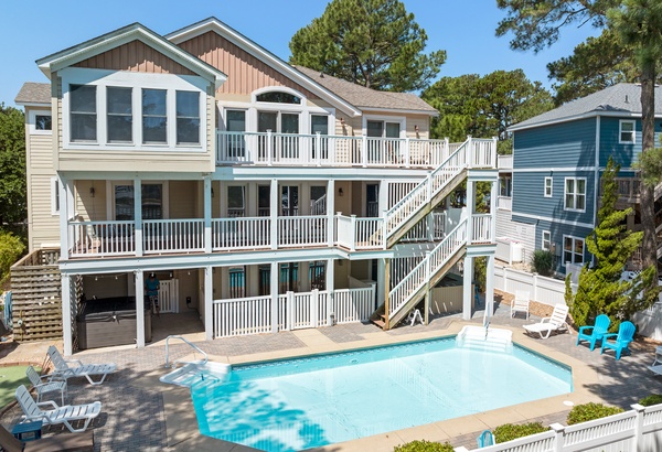 CL579: Turtles Nest | Village Realty
