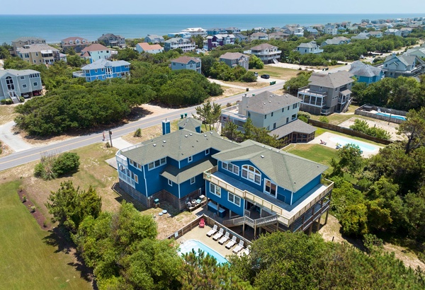 ひなmama WH444: Pelican Breeze | Village Realty