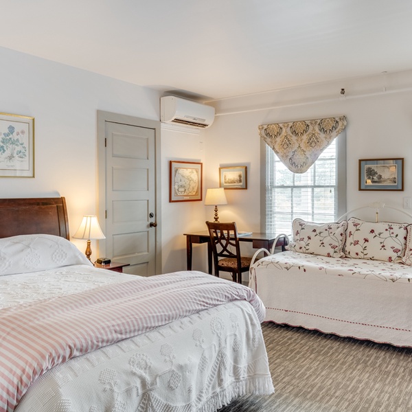 Featured Property FC07: Edmund English
