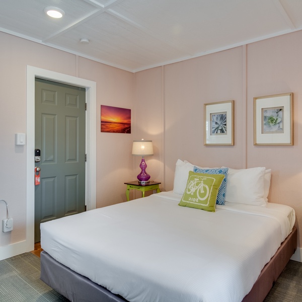 Featured Property See Sea 10: Grommet