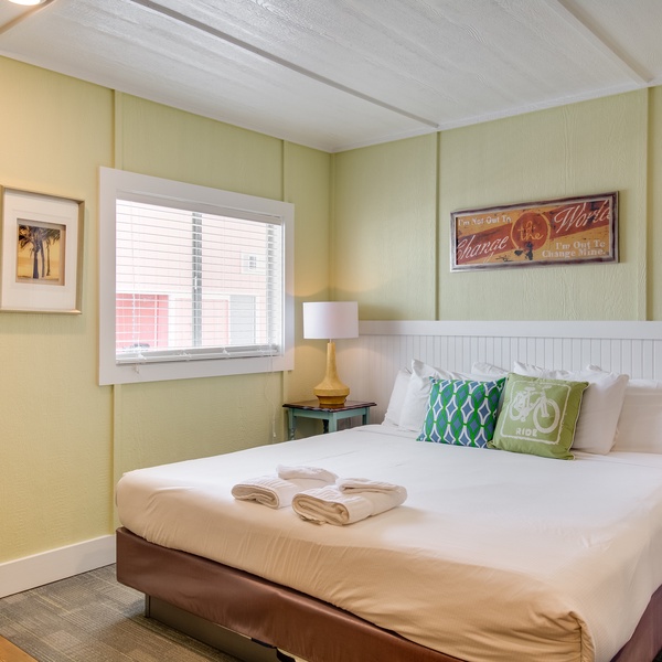Featured Property See Sea 15: Board Shorts