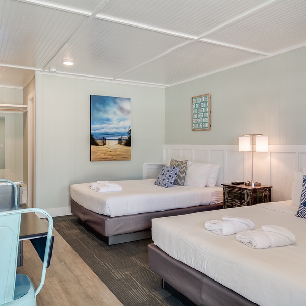 Featured Property TH25: Shallowbag Bay Room