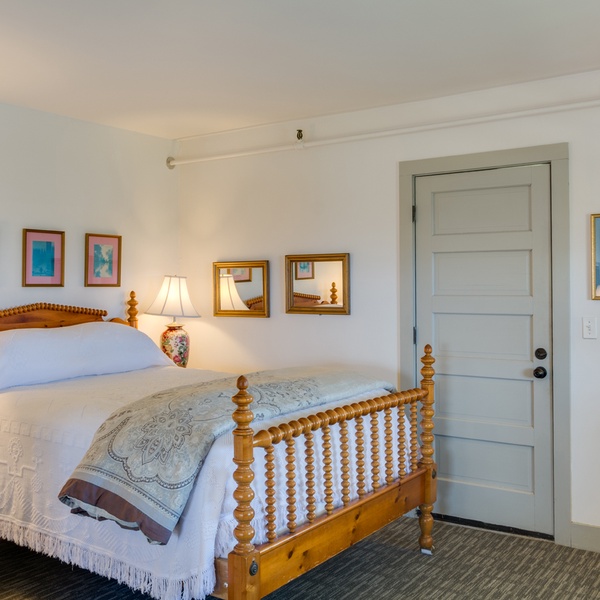 Featured Property FC11: Margery Harvie