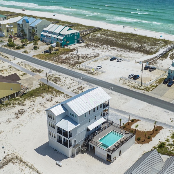 Featured Property Palm Tree Paradise