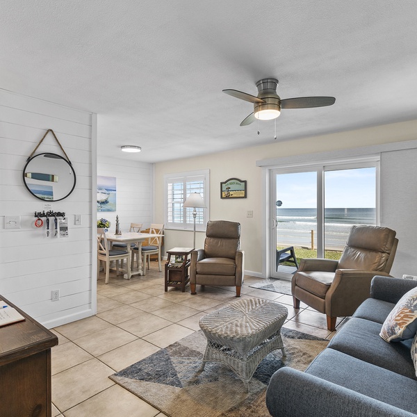 Featured Property Colony Beach Club 125