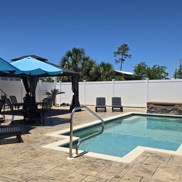 Featured Property Salty Breeze