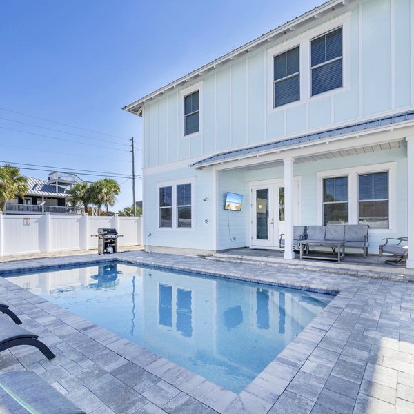Featured Property Salty Blue