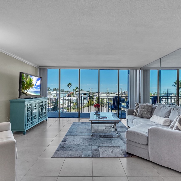 Featured Property Mansions By The Sea 306A - Premier