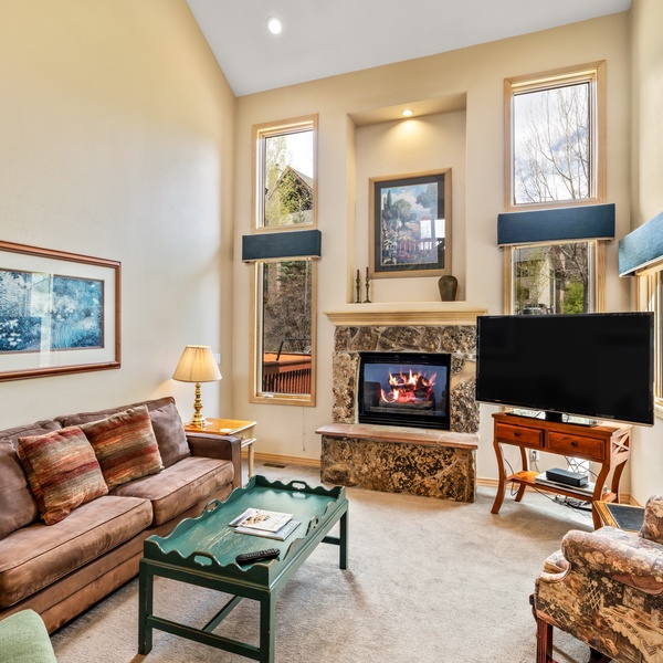 Featured Property Mt. Adams Lodge
