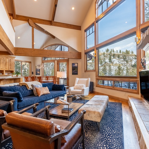 Featured Property 580 Elk Circle