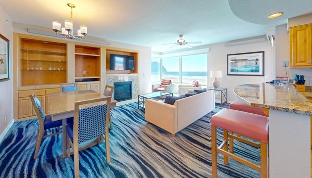 Seaside Resort - Ocean Front Corner 3 Bedroom 3 Bath - Assignment 3 4