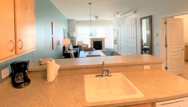 Seaside Resort - 1 Bedroom 1 Bath - Assignment 1 6