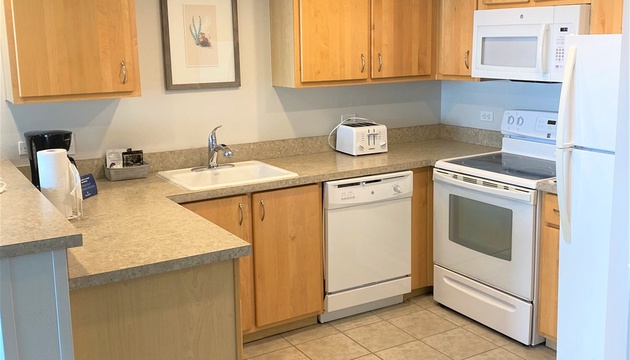 Seaside Resort - Ocean Front 3 Bedroom 2 Bath - Assignment 2 4