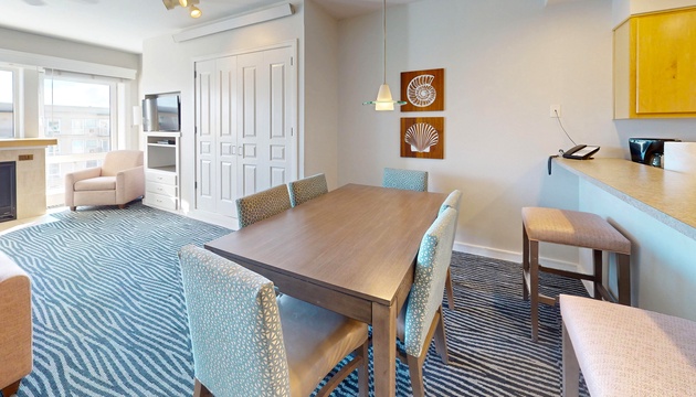 Seaside Resort - Deluxe 2 Bedroom 2 Bath - Assignment 6 6