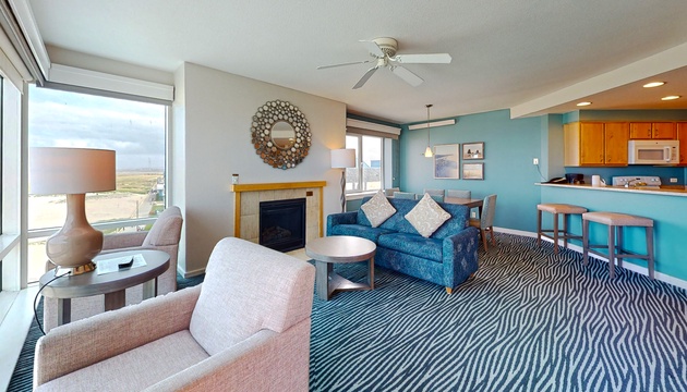 Seaside Resort - Ocean Front 2 Bedroom 2 Bath - Assignment 3 2