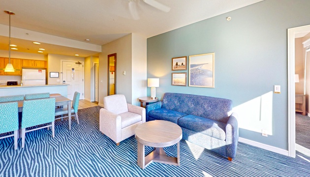 Seaside Resort - Deluxe 2 Bedroom 2 Bath - Assignment 5 3