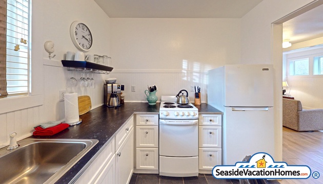 FITZGERALD'S COTTAGE NORTH 8