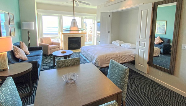 Seaside Resort - 1 Bedroom 1 Bath - Assignment 1 4