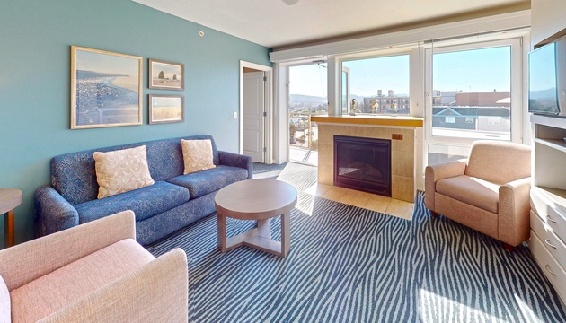 Seaside Resort - Deluxe 3 Bedroom 2 Bath - Assignment 3 4