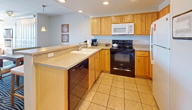 Seaside Resort - Deluxe 3 Bedroom 2 Bath - Assignment 3 9