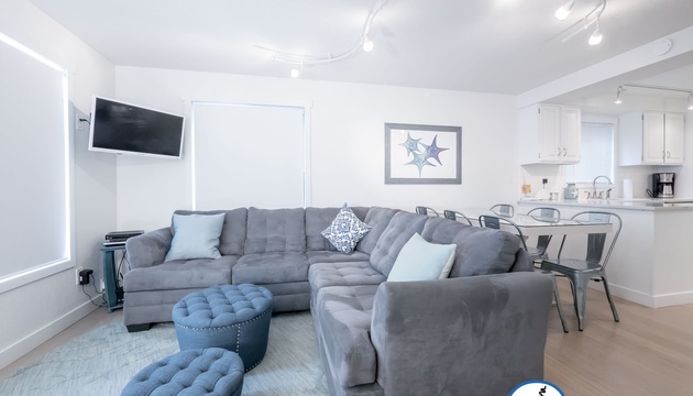 BEACHTOPIA BOTH UNITS 8