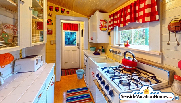 HISTORIC BIRDIE'S COTTAGE 9