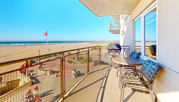 Seaside Resort - Ocean Front Corner 3 Bedroom 3 Bath - Assignment 1