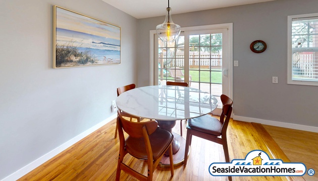 TOBEY'S TREEHOUSE OASIS 9