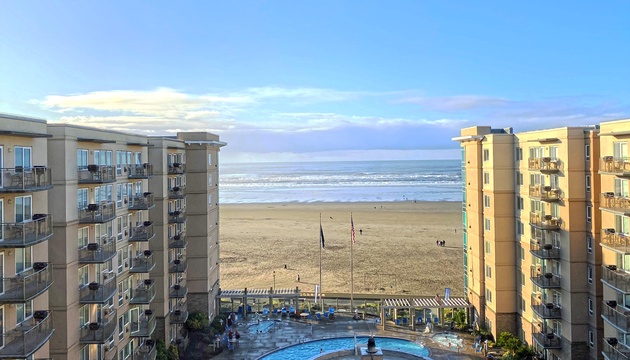 Seaside Resort - Deluxe 1 Bedroom 1 Bath - Assignment 3 8