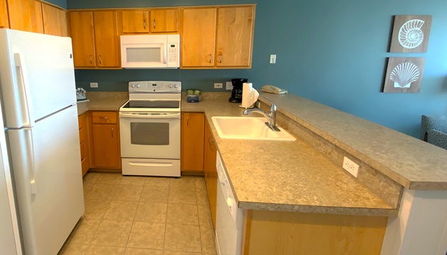 Seaside Resort - Deluxe 1 Bedroom 1 Bath - Assignment 1 5