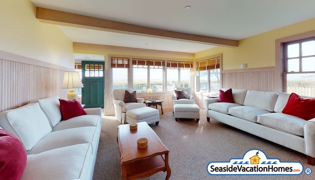 SMITH HOUSE ON THE PROM 3