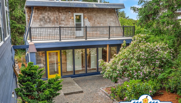 THE BOAT HOUSE 6