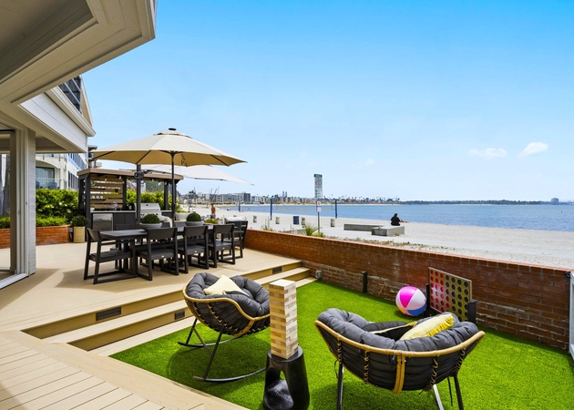 NEW Mission Bay Luxe Waterfront Retreat