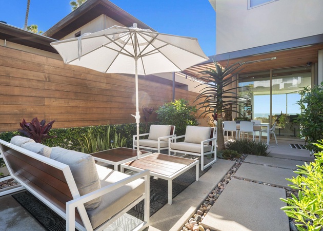 Neptune’s Jewel Oceanfront w/ Pool & Spa 5