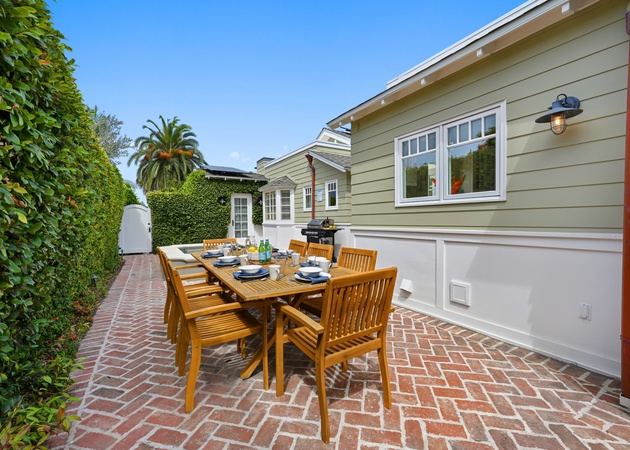 NEW HOME Summerland Secluded La Jolla Home & Pool 4