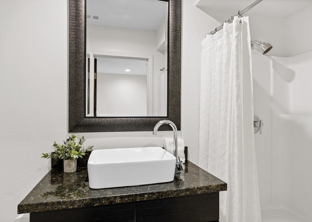 Endless Vistas | 7BR Luxury Escape w/ Pool & Spa 5