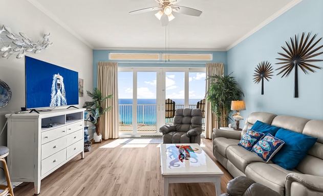 Laketown Wharf #2124 2