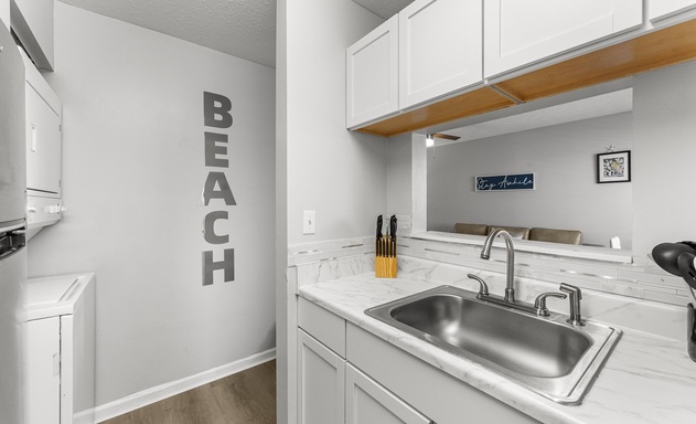 Sand Castle West #G6 10