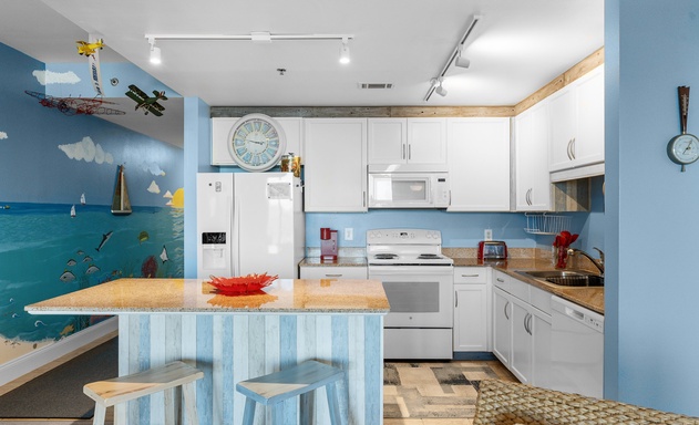 Laketown Wharf #1232 10